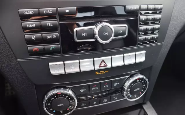 MERCEDES-BENZ Klasa C 63 AMG