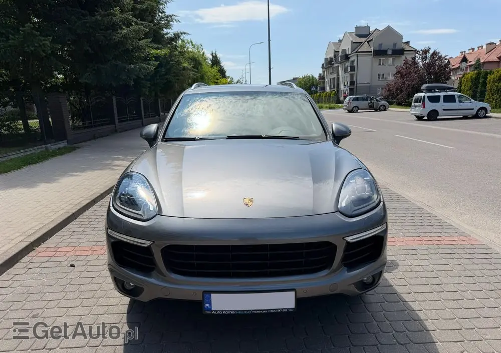 PORSCHE Cayenne S