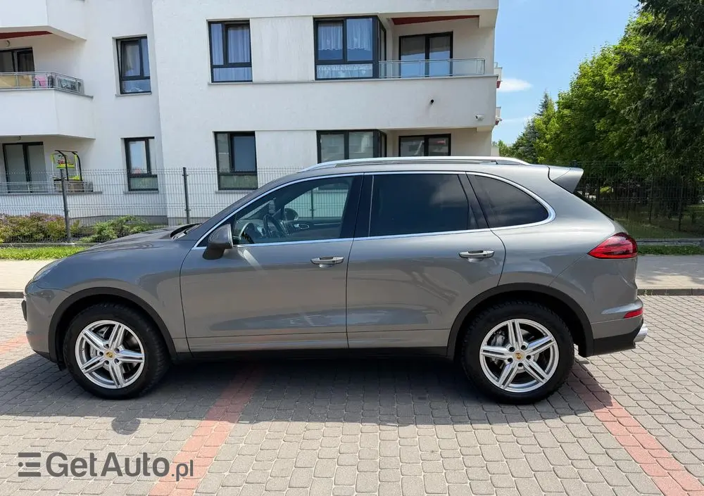 PORSCHE Cayenne S