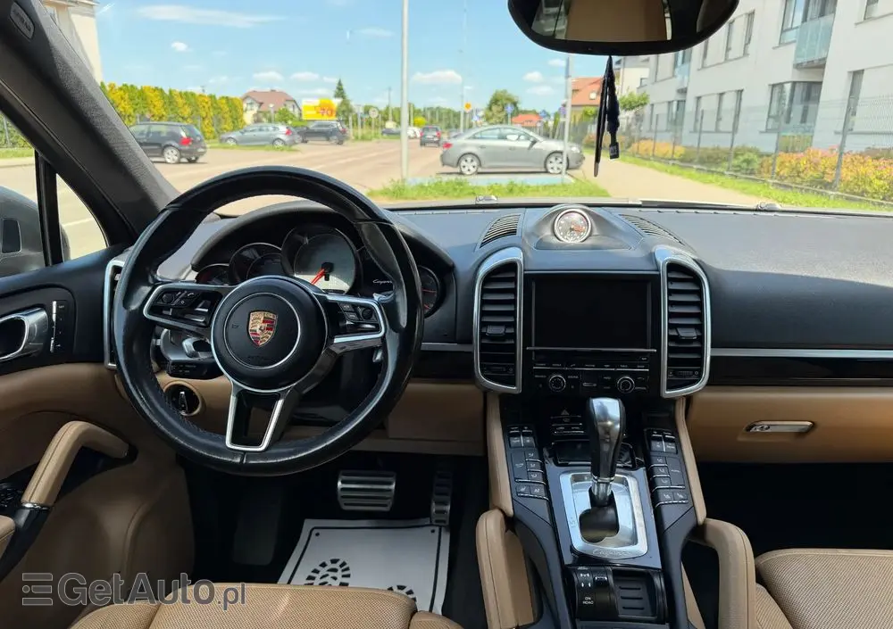 PORSCHE Cayenne S