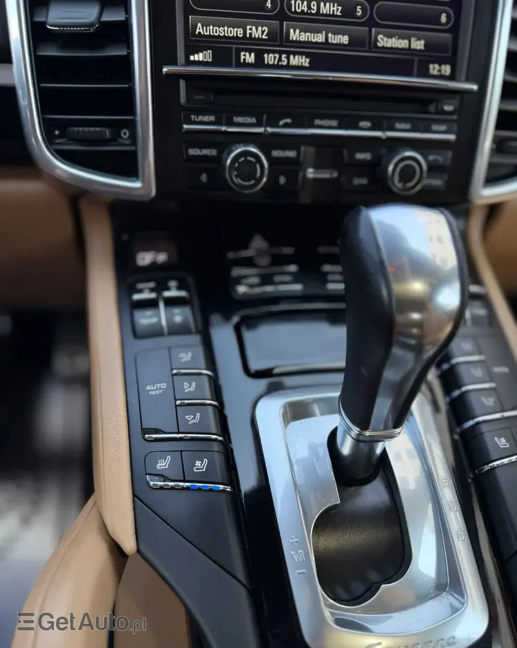 PORSCHE Cayenne S