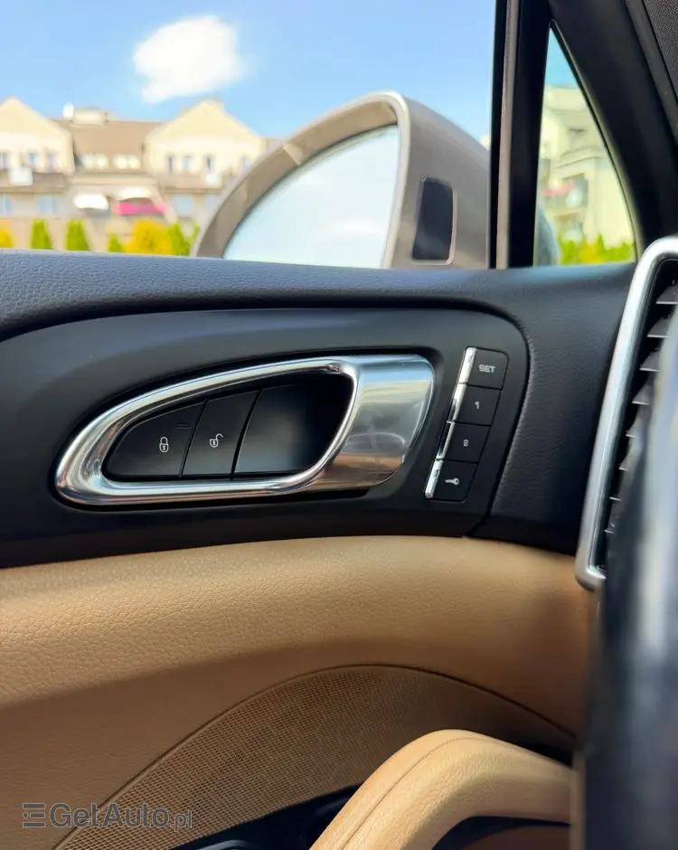 PORSCHE Cayenne S