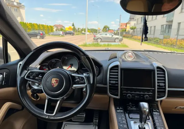PORSCHE Cayenne S