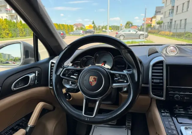 PORSCHE Cayenne S