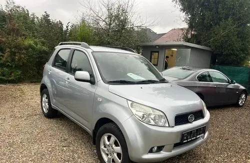 DAIHATSU Terios 