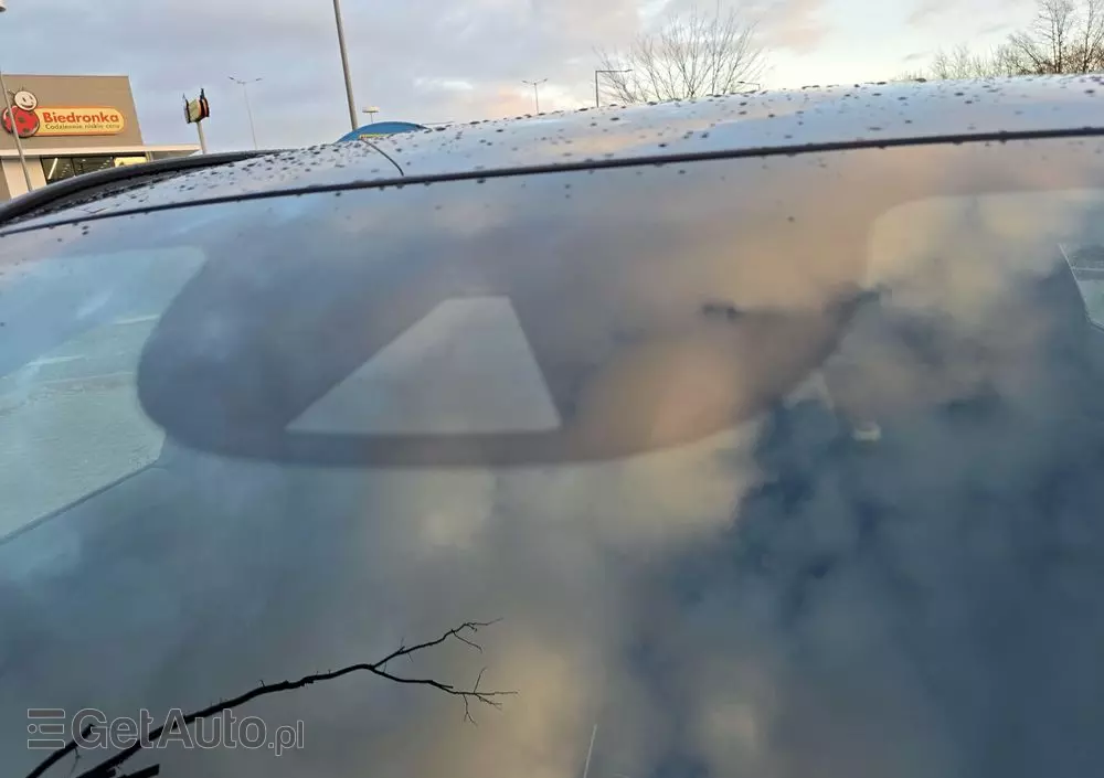 VOLVO V60 T4 Momentum