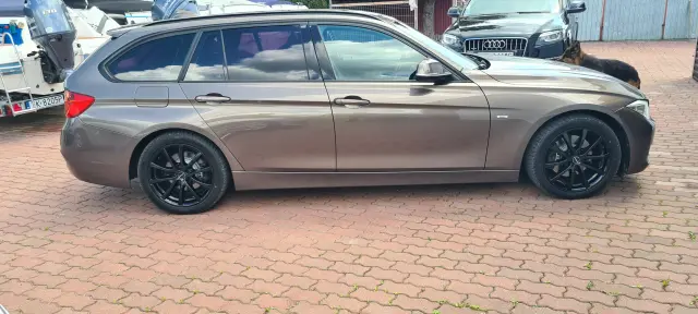 BMW Seria 3 320d Efficient Dynamics Modern Line