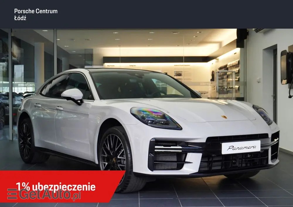 PORSCHE Panamera 4