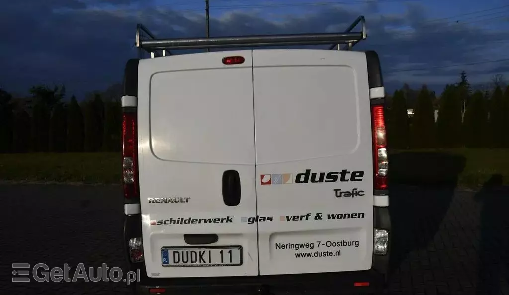 RENAULT Trafic 