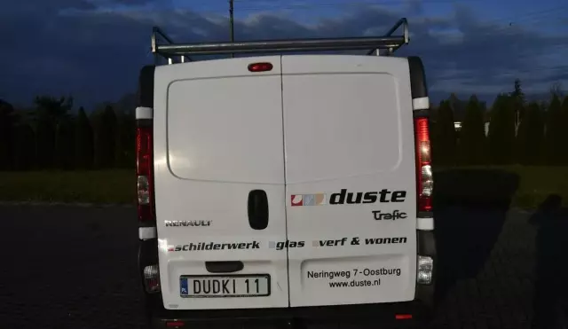 RENAULT Trafic 