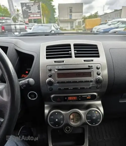 TOYOTA Urban Cruiser 