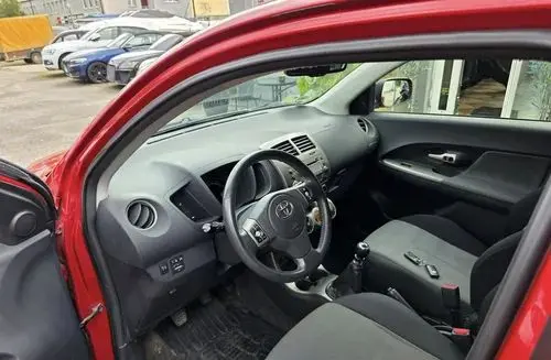TOYOTA Urban Cruiser 