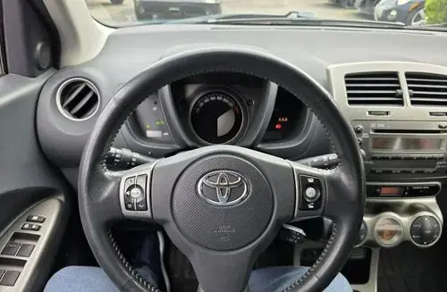 TOYOTA Urban Cruiser 