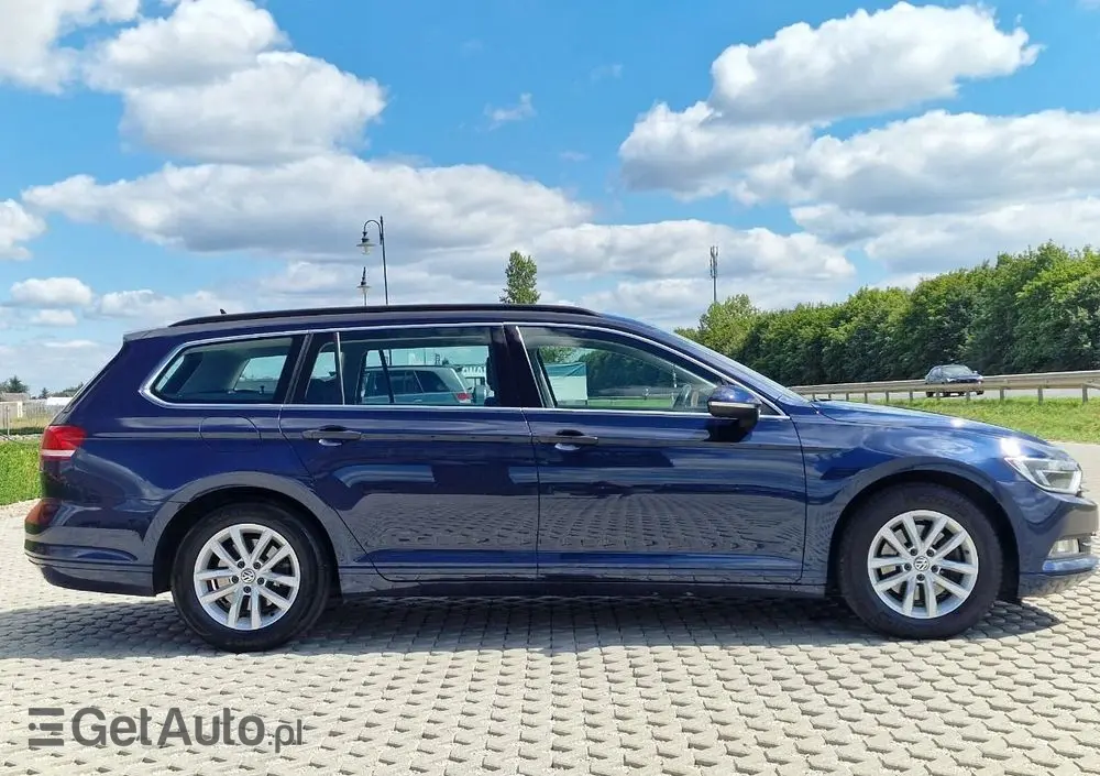 VOLKSWAGEN Passat Variant 