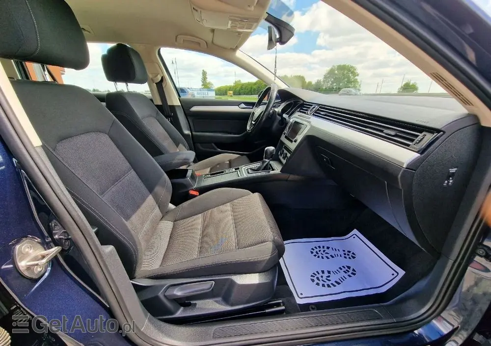 VOLKSWAGEN Passat Variant 
