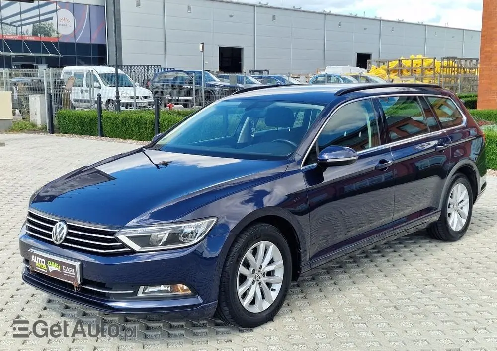 VOLKSWAGEN Passat Variant 