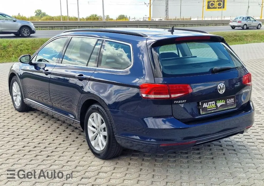 VOLKSWAGEN Passat Variant 
