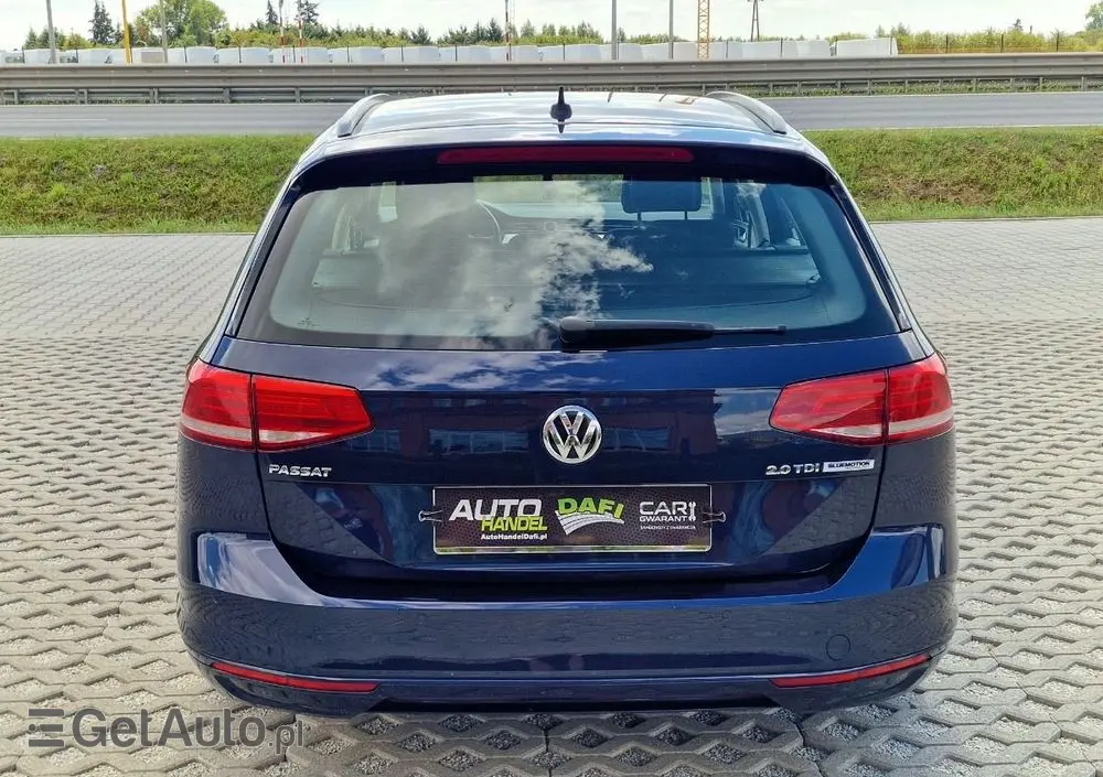 VOLKSWAGEN Passat Variant 