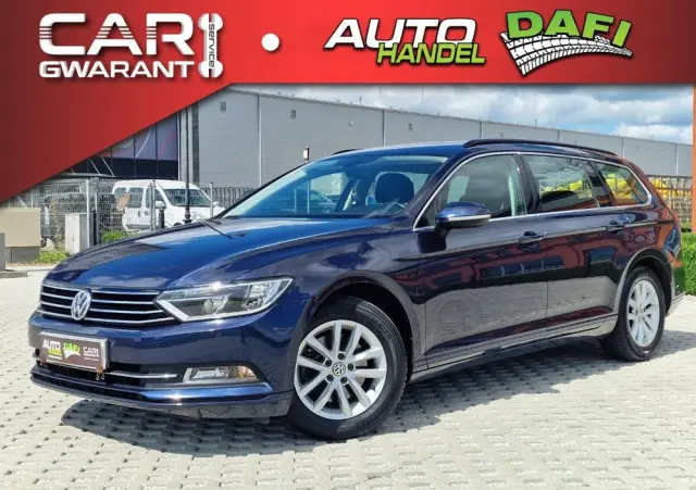 VOLKSWAGEN Passat Variant 