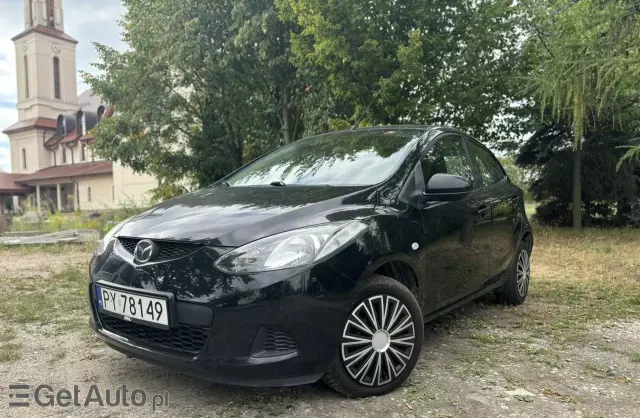 MAZDA 2 
