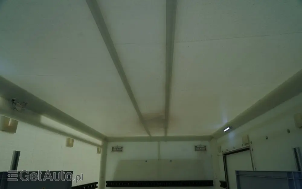 RENAULT MASTER / IZOTERMA / KONTENER / WINDA DHOLLANDIA / SPROWADZONY 