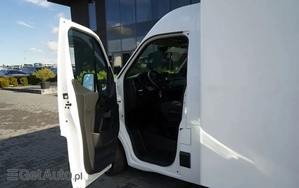 RENAULT MASTER / IZOTERMA / KONTENER / WINDA DHOLLANDIA / SPROWADZONY 