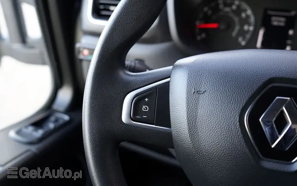 RENAULT MASTER / IZOTERMA / KONTENER / WINDA DHOLLANDIA / SPROWADZONY 