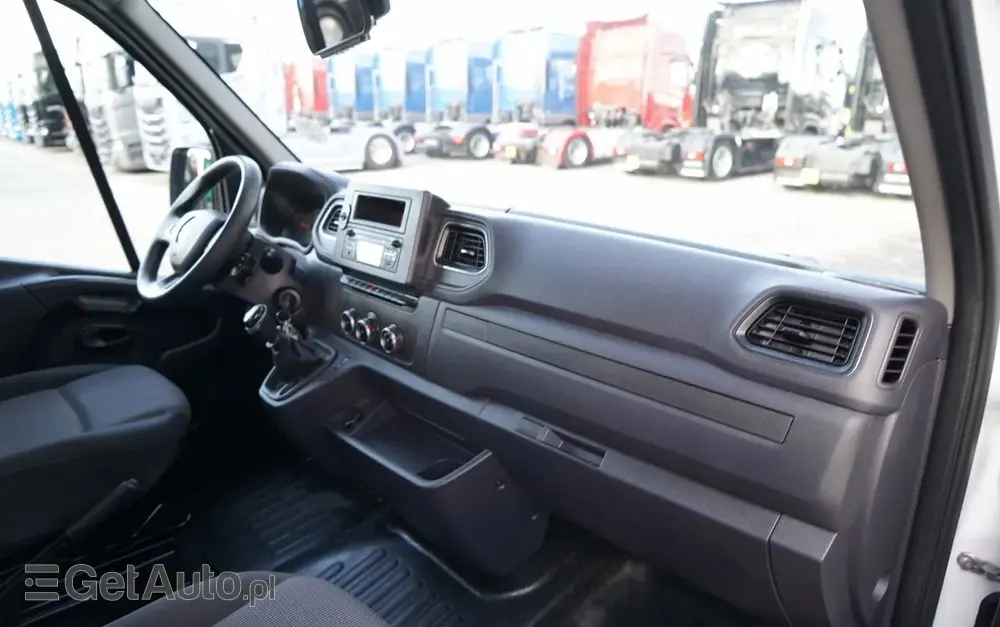 RENAULT MASTER / IZOTERMA / KONTENER / WINDA DHOLLANDIA / SPROWADZONY 