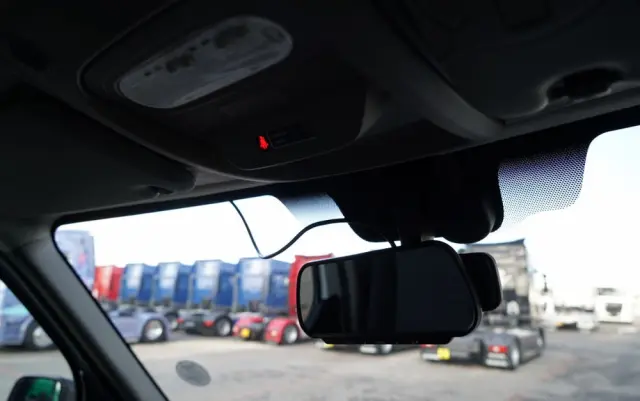 RENAULT MASTER / IZOTERMA / KONTENER / WINDA DHOLLANDIA / SPROWADZONY 