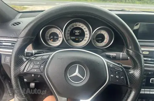 MERCEDES-BENZ Klasa E 