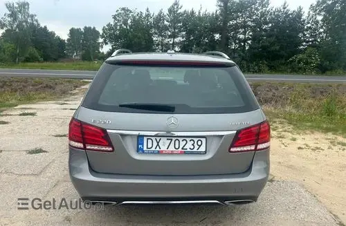 MERCEDES-BENZ Klasa E 