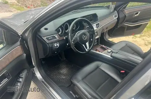MERCEDES-BENZ Klasa E 