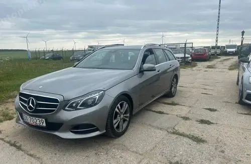 MERCEDES-BENZ Klasa E 