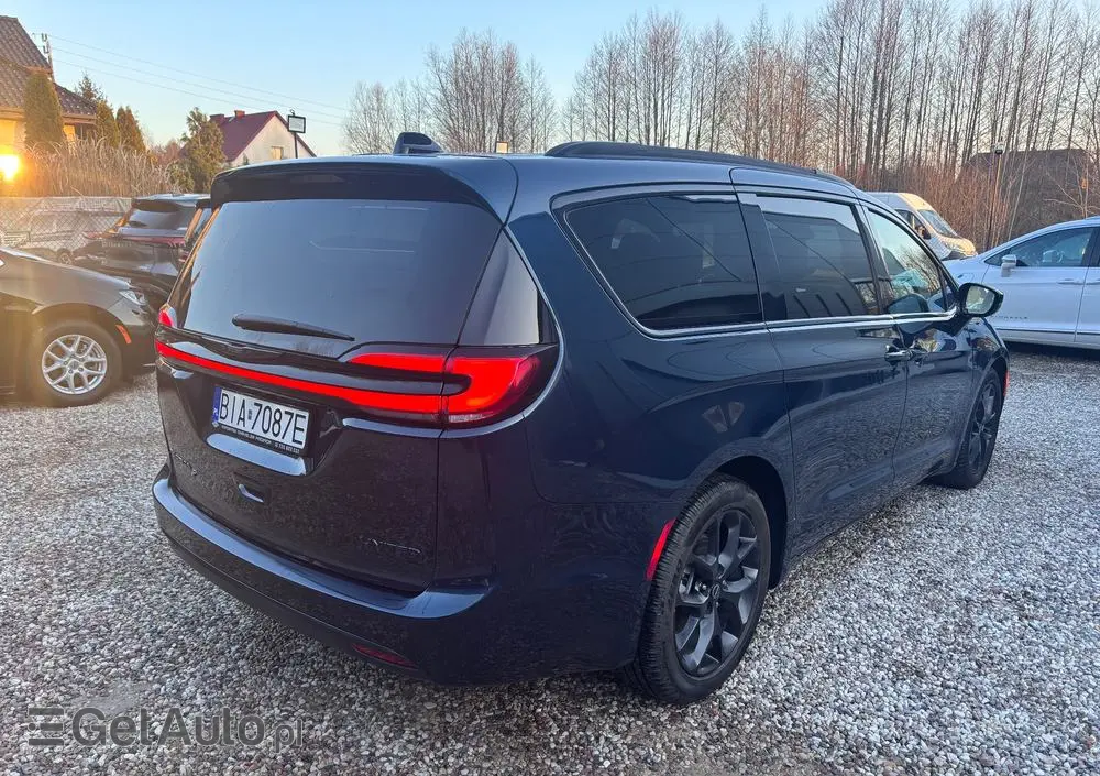 CHRYSLER Pacifica 