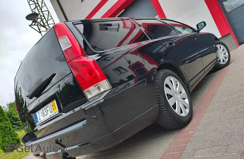 VOLVO V70 