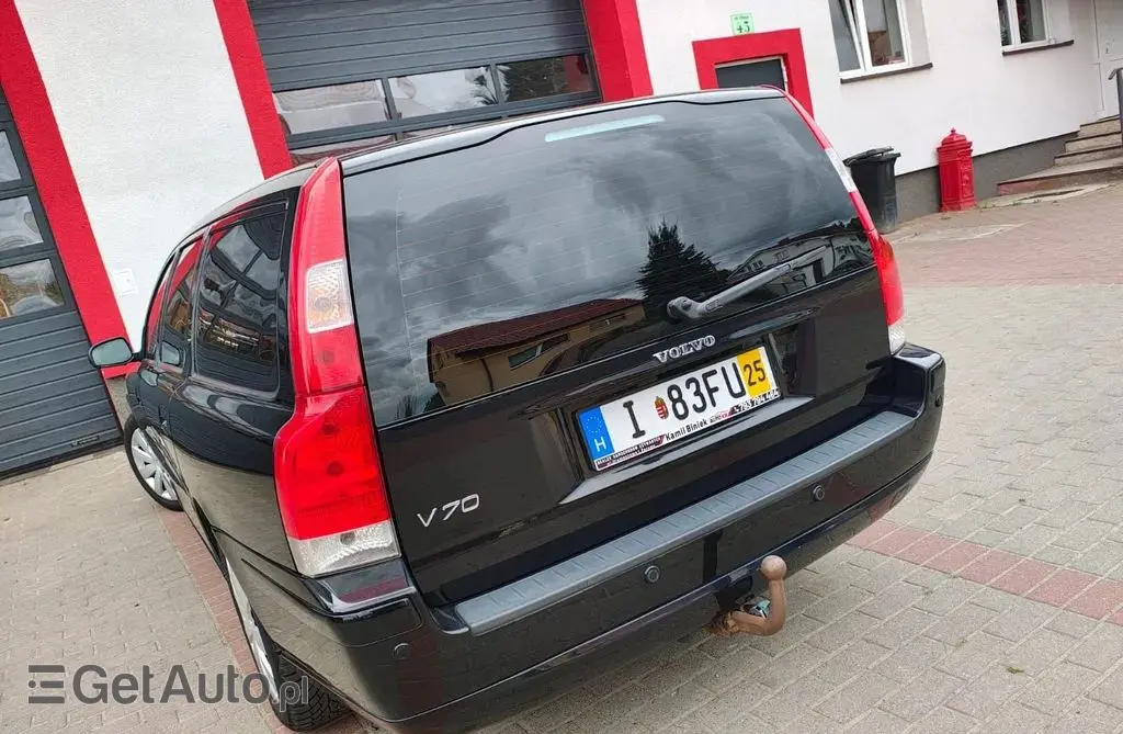 VOLVO V70 