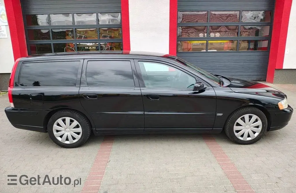 VOLVO V70 
