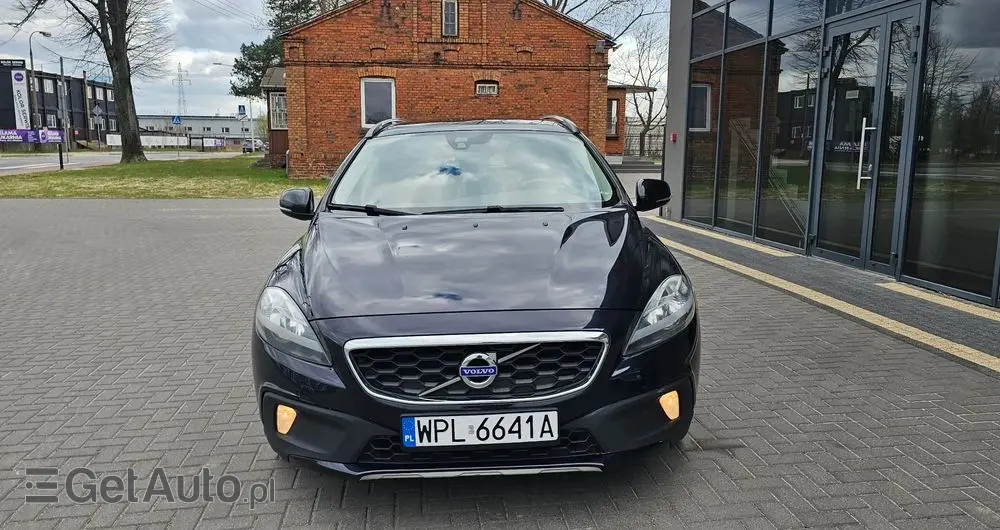 VOLVO V40 Cross Country D2 Summum