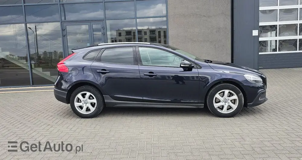 VOLVO V40 Cross Country D2 Summum