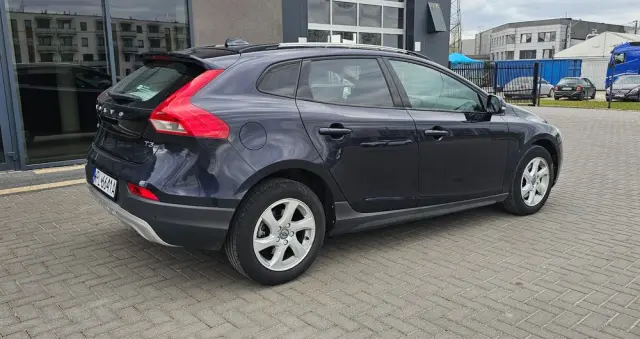 VOLVO V40 Cross Country D2 Summum