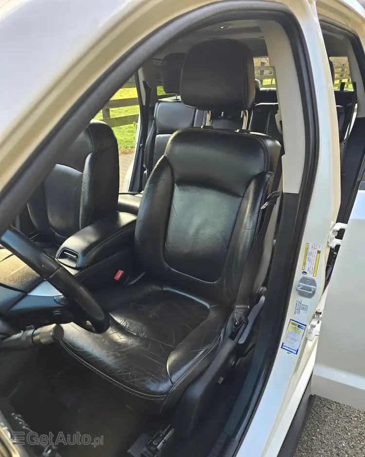 FIAT Freemont 2.0 Multijet 16V DPF Automatik Allrad Black Code