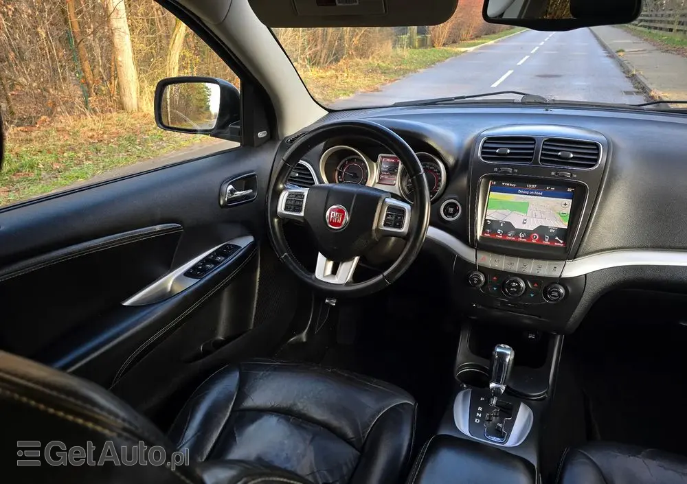 FIAT Freemont 2.0 Multijet 16V DPF Automatik Allrad Black Code