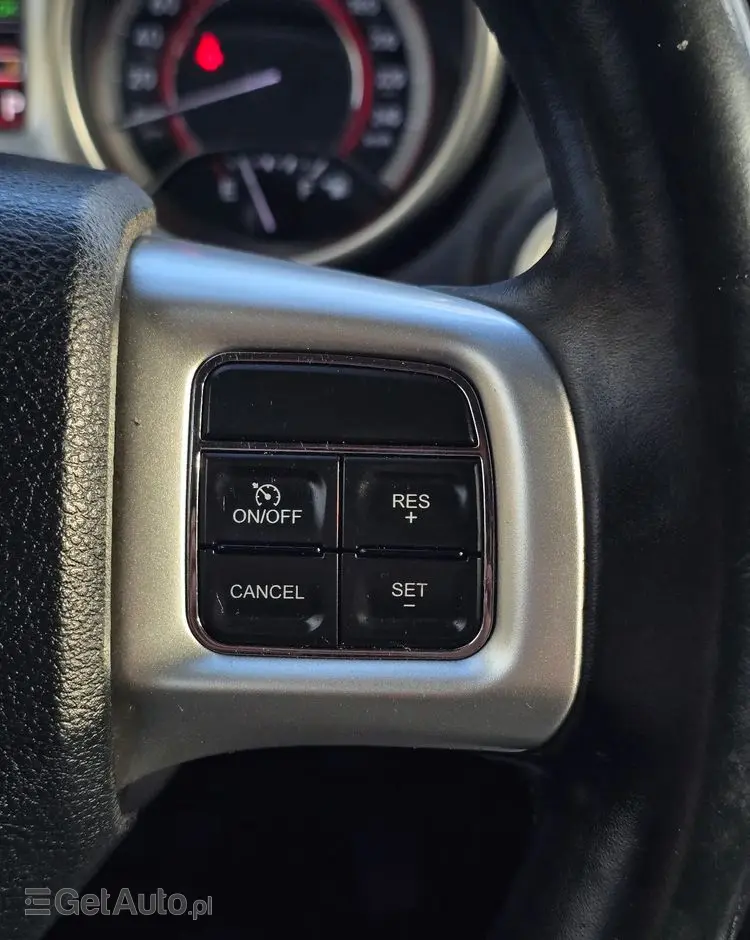 FIAT Freemont 2.0 Multijet 16V DPF Automatik Allrad Black Code