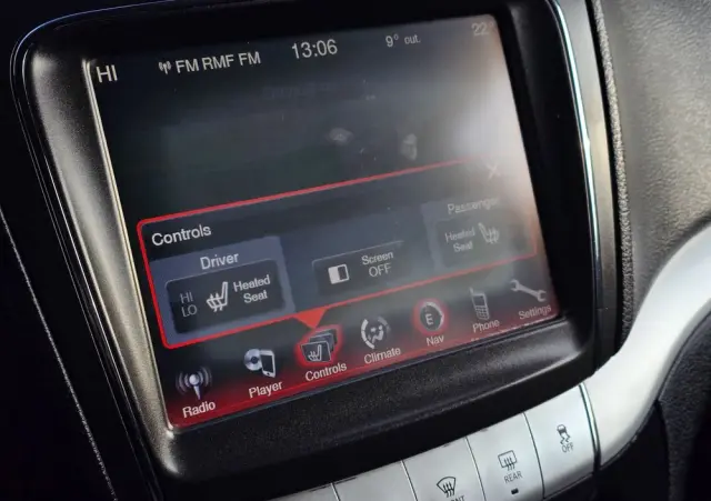 FIAT Freemont 2.0 Multijet 16V DPF Automatik Allrad Black Code