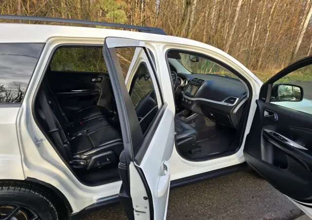 FIAT Freemont 2.0 Multijet 16V DPF Automatik Allrad Black Code