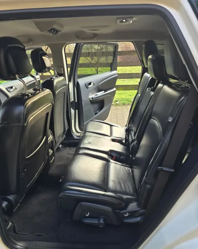 FIAT Freemont 2.0 Multijet 16V DPF Automatik Allrad Black Code