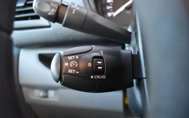 OPEL VIVARO 2.0 CDTI EXTRA LONG 