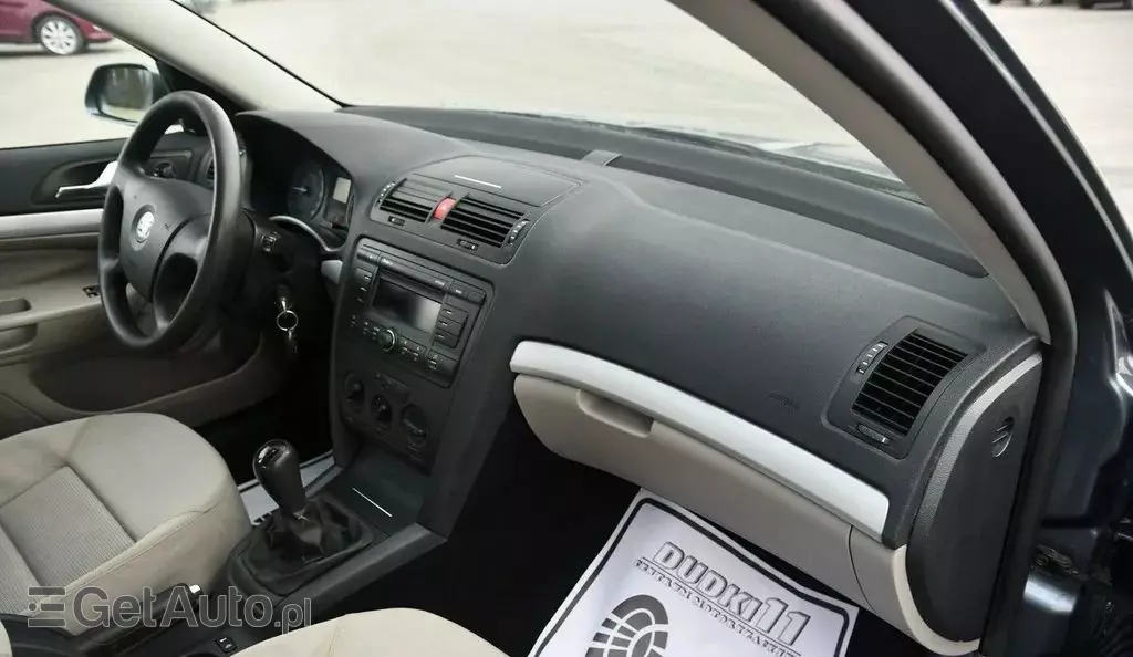 SKODA Octavia 