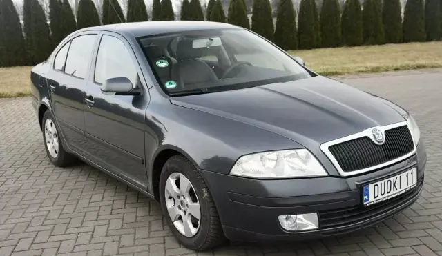 SKODA Octavia 