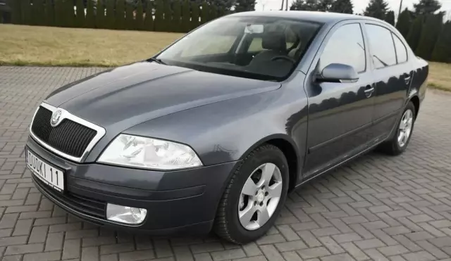 SKODA Octavia 